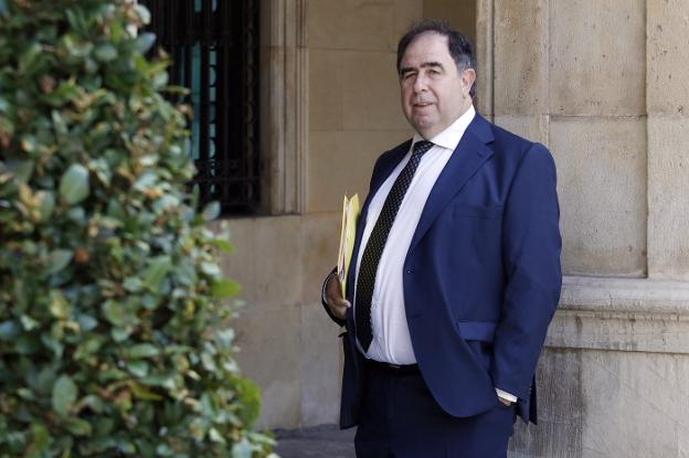 Benigno Villarejo: «Habilitar el mes de agosto fue una medida absolutamente ineficaz»