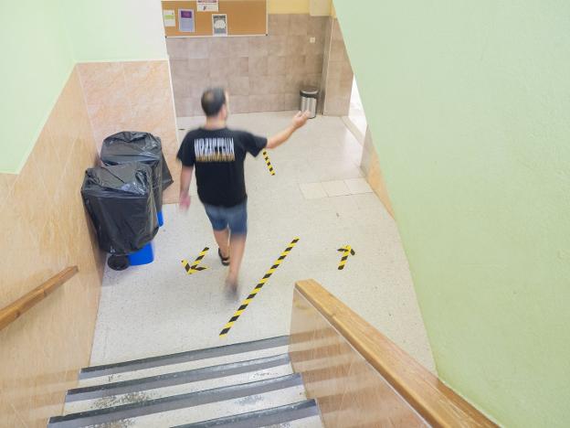 Los institutos de Avilés reutilizarán las aulas de materia específica para los desdobles