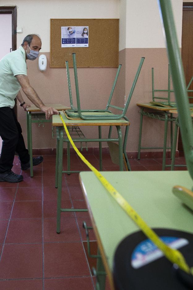 Vuelta al cole en Asturias | A partir de tercero de la ESO, a clase tres días una semana y dos la siguiente
