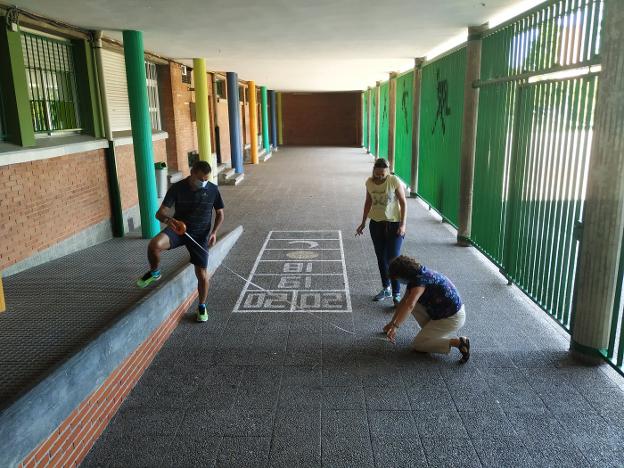 Vuelta al cole en Asturias | Educación solicita a los centros un plan para afrontar un posible confinamiento