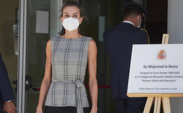 La Reina dice que Leonor se encuentra bien, tras ser confinada por un positivo de Covid en su clase