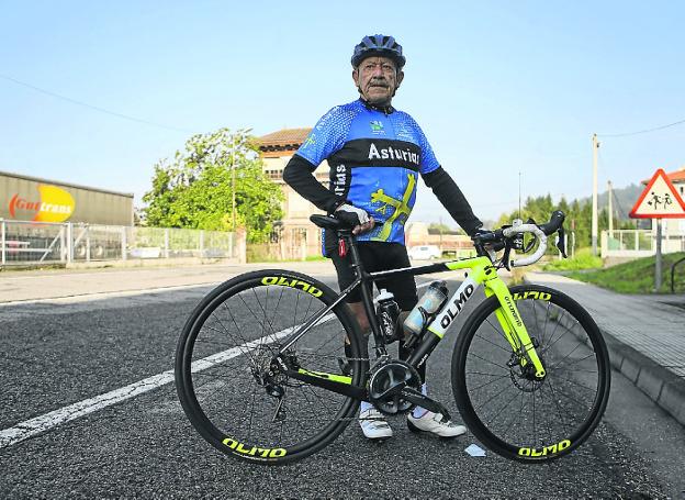 Promesa ciclista a la Santina con 87 años