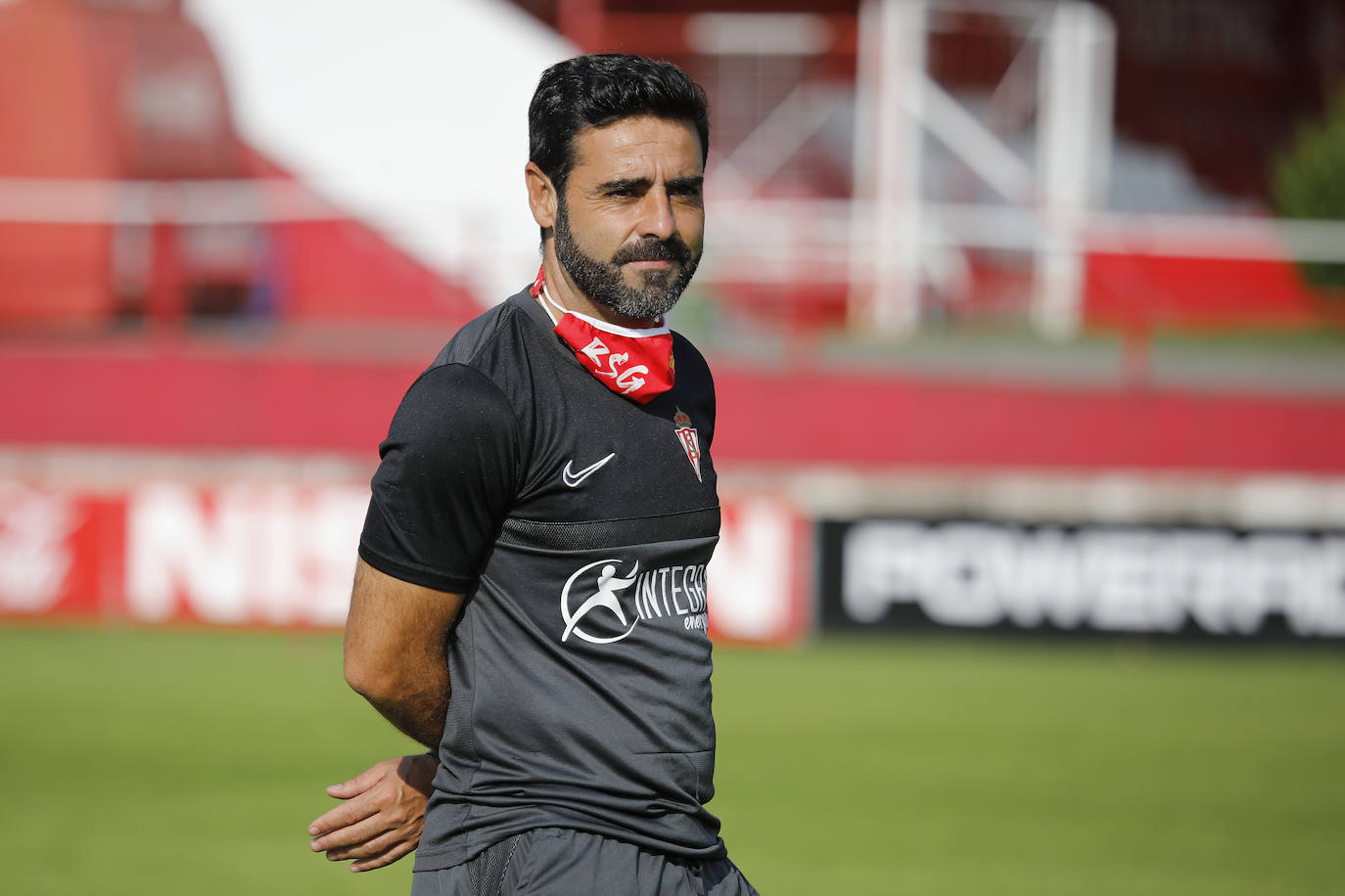 Sporting David Gallego «Cumic nos aportará velocidad y profundidad