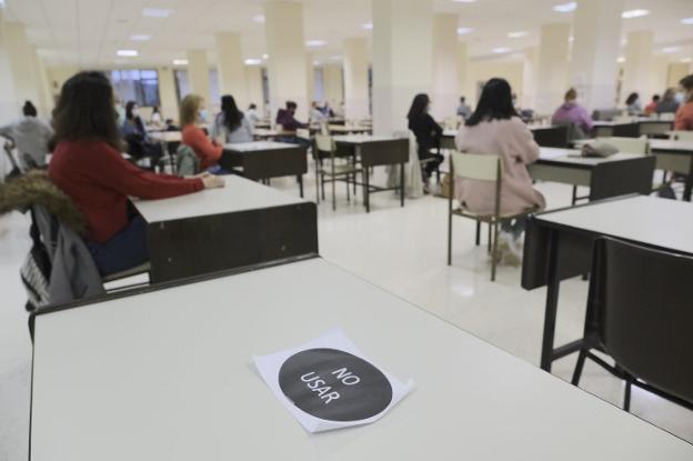 Estrictos controles en el examen a los 170 aspirantes para las 27 plazas que ofrece Emulsa