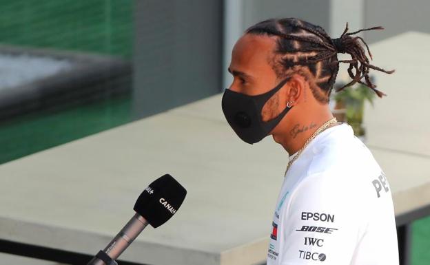 Lewis Hamilton se abraza al discurso victimista