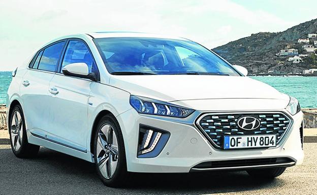 Hyundai Ioniq en versión híbrida enchufable