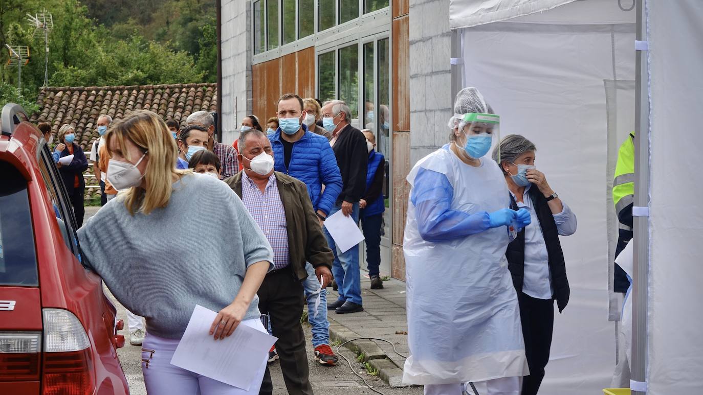Pruebas masivas a los vecinos de Ponga