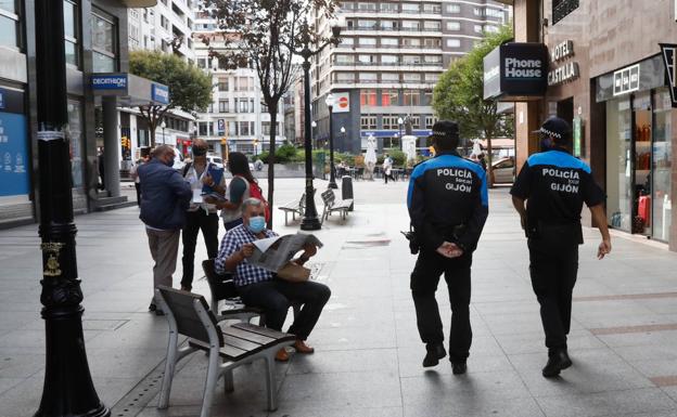 Coronavirus en Asturias | Losa apela a la «superresponsabilidad» de los gijoneses para frenar pandemia