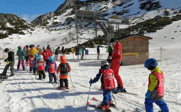 La Semana Blanca en Asturias, en el aire