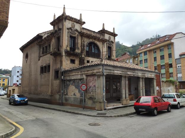 Los vecinos de Sotrondio, «hartos de retrasos», anuncian protestas por el centro de salud