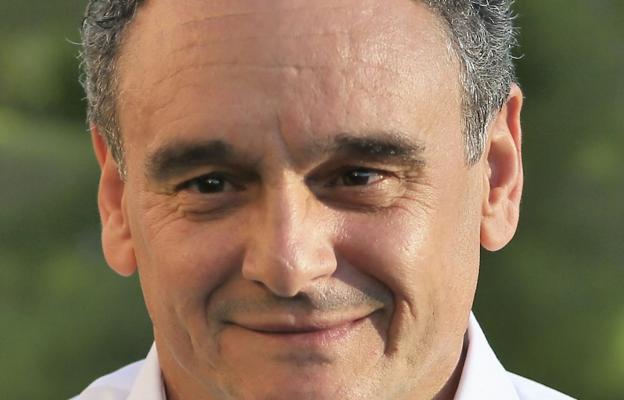 Nava solicita al Principado una residencia de ancianos pública y otro centro de día