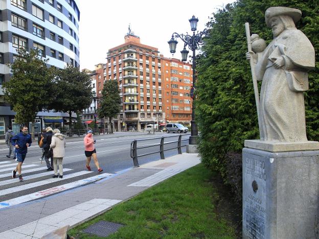 El Consistorio reclama fondos regionales para la promoción de Oviedo como capital del Xacobeo