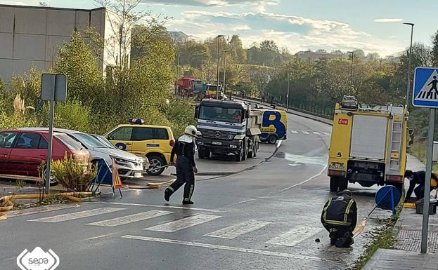 Controlada una fuga de gas en Nava que obligó a desalojar dos naves industriales