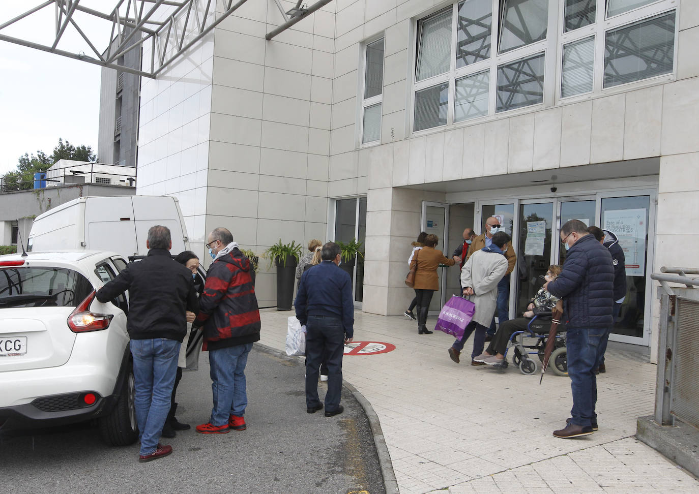 Largas esperas en el Hospital de Cabueñes