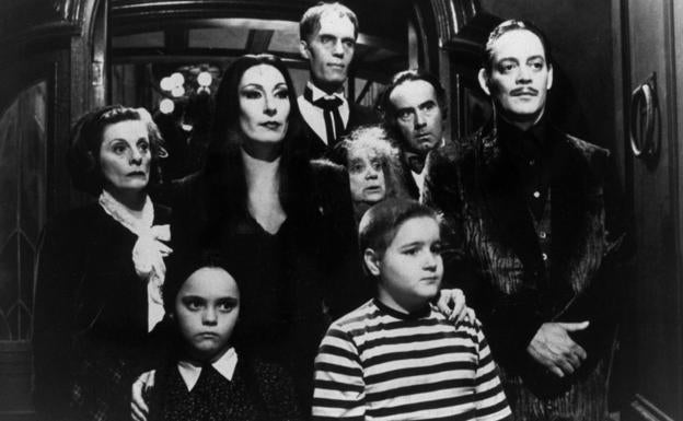 Tim Burton planea su aterrizaje en la televisión con una serie de 'La familia Addams'