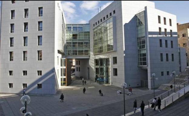 Acepta seis meses de cárcel por causar un incendio por imprudencia en Ponga