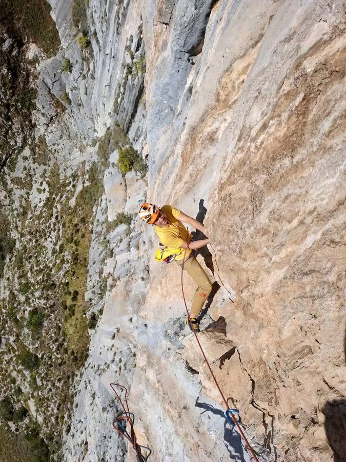 Los hermanos Pou y Kico Cerdá abren 'Víbora' en Picos de Europa