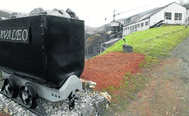 Una empresa proyecta invertir 120 millones para producir energía con agua de mina en Tineo