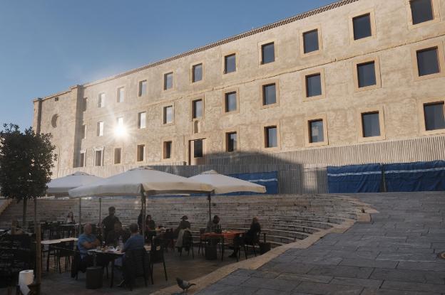 El mundo de la cultura aplaude el plan de Tabacalera, pero reclama buena gestión