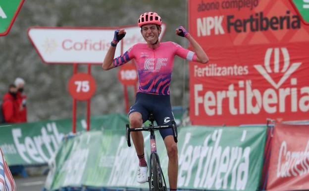 Carthy conquista el Angliru y Carapaz recupera el maillot rojo