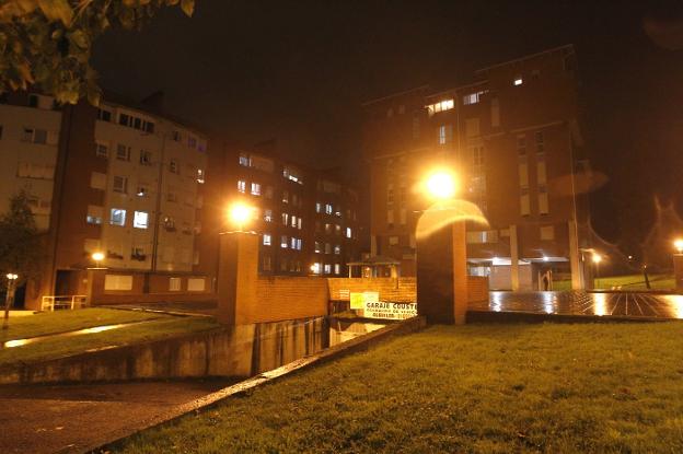 Los 28 desalojados del piso de Contrueces alegaron que eran convivientes y familiares