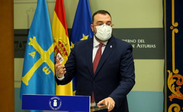 Adrián Barbón da negativo en la primera PCR