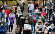 Protesta de hosteleros y comerciantes en Langreo