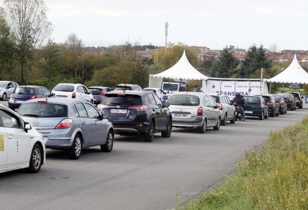 El consejero de Salud advierte: «No nos fiemos de los datos del fin de semana»