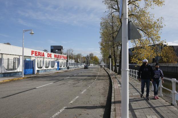 La avenida de José García Bernardo, junto al Tostaderu, tendrá sentido único