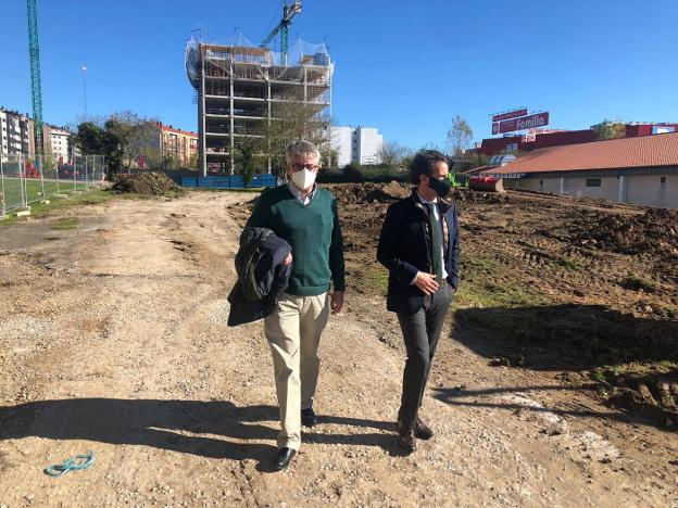 El Consistorio renovará el pavimento de los barrios de Otero y San Lázaro