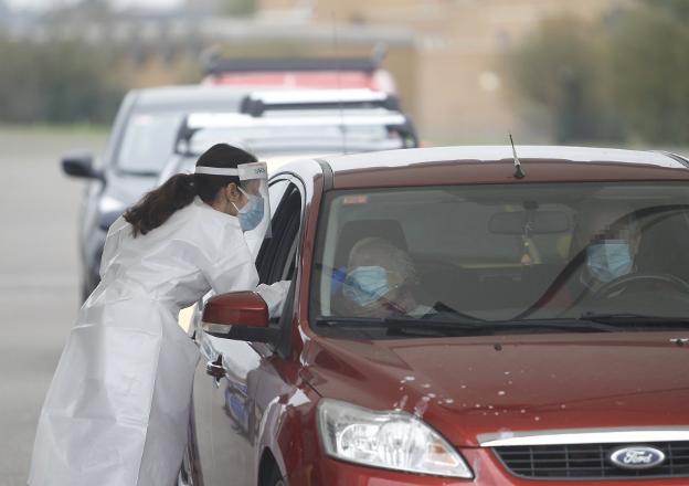 Coronavirus en Asturias | Los sanitarios piden más restricciones ante el temor al colapso de las UCI los próximos días