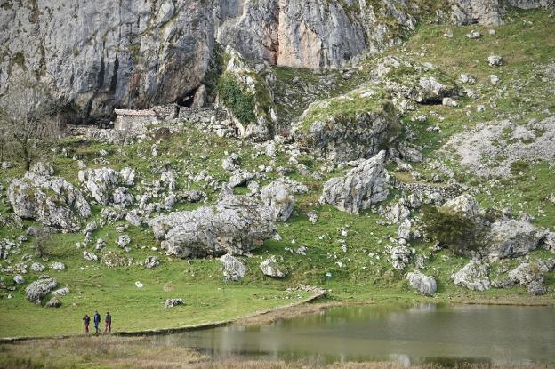 El nuevo plan de los Picos de Europa admite los controles de la fauna
