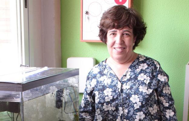 El coronavirus apaga a Adela Fuertes, la voz de la ciencia en el IES Padre Feijoo