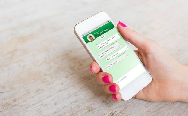 El truco para enviar audios de WhatsApp con voz de Darth Vader o de robot