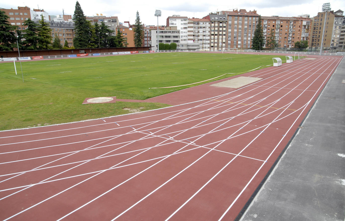 La Universidad de Oviedo y el Grupo de Cultura Covadonga renuevan su convenio de colaboración