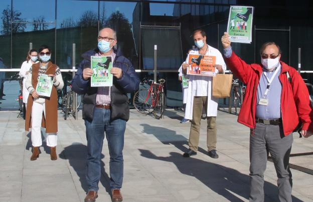 Nuevas protesas contra el decreto que permite contratar médicos sin especialidad