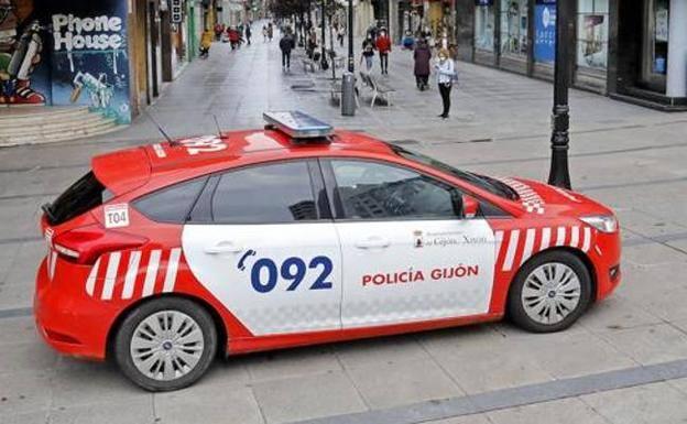 Sancionadas 44 personas por incumplir normas contra la covid en Gijón