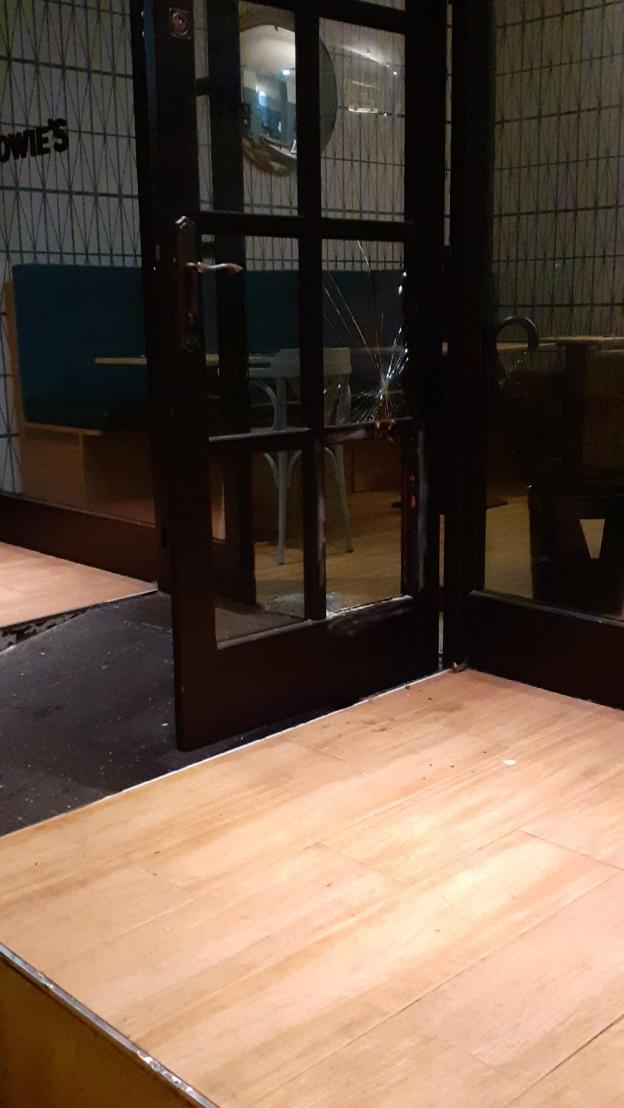 Diez robos en restaurantes y tiendas del centro de Gijón en tan solo una semana