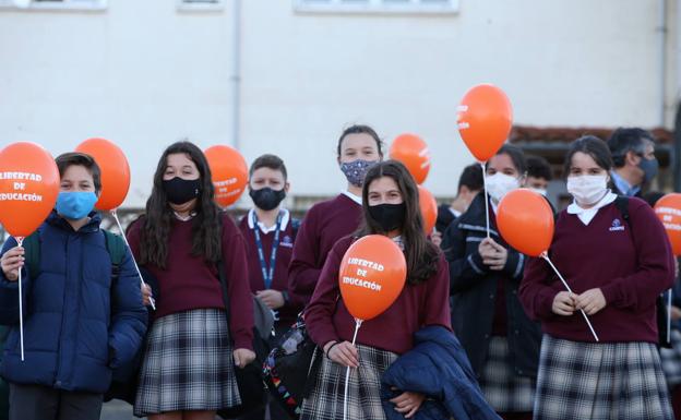 La escuela pública y la concertada critican «la falta de consenso» de la 'ley Celaá'