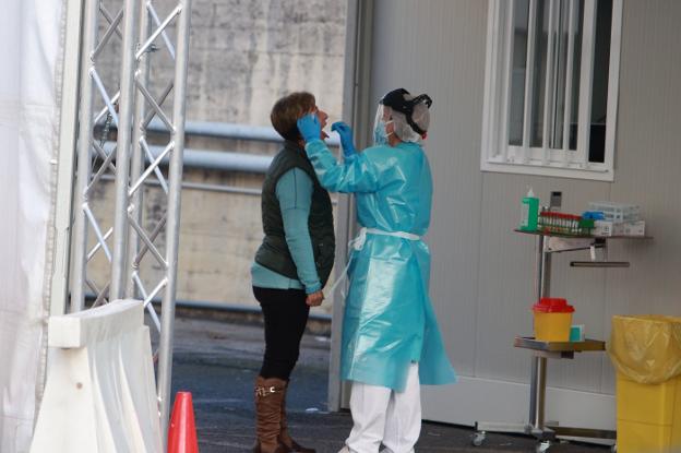 Coronavirus en Asturias | 1.700 vecinos se inscriben en un día para el cribado masivo