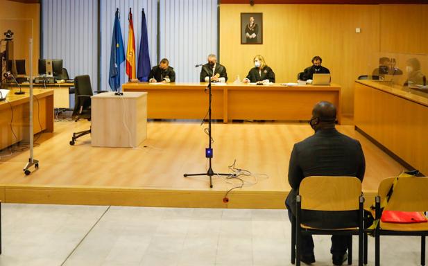 Un hostelero de Gijón acepta 3 años de cárcel por tráfico de cocaína