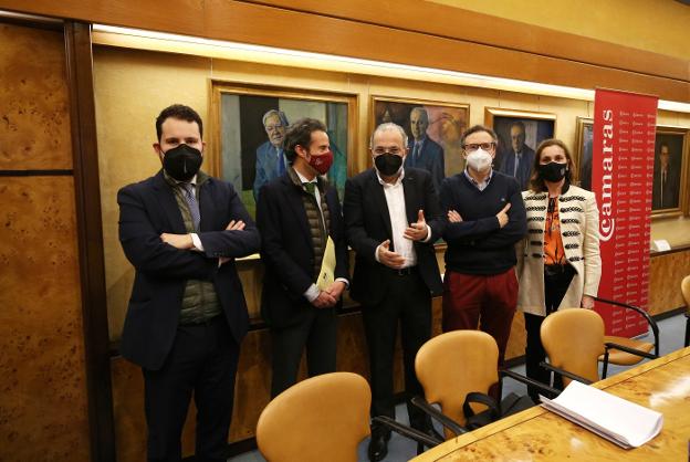 El Ayuntamiento de Oviedo simplifica trámites y evita otros para agilizar la concesión de licencias