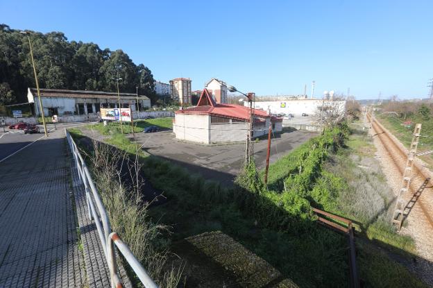 El segundo aparcamiento disuasorio tendrá 101 plazas de uso público en la avenida de Lugo