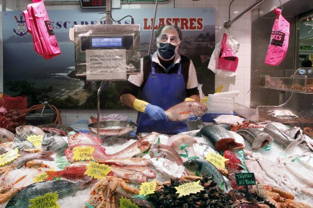 Las dudas retrasan la llegada de los precios de la Navidad