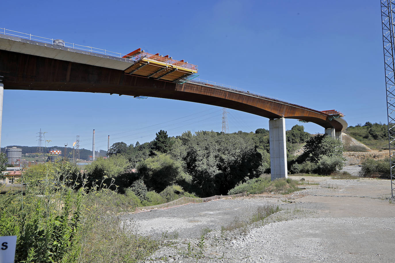 Los accesos a la ZALIA y el Hospital de Cabueñes absorberán el 70% de la inversión regional en Gijón