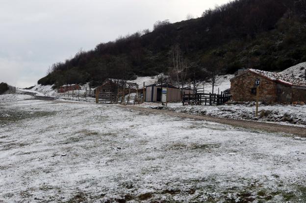 Vientos de 114 kilómetros por hora e intensas lluvias adelantan el invierno