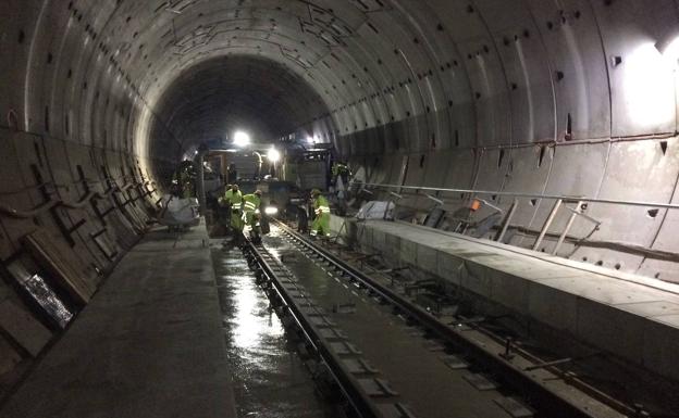 Finaliza el montaje de 50 kilómetros de vía en los túneles de Pajares