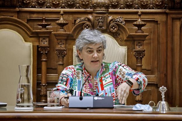 Defensa de la acción ante la pandemia, frente a críticas por la falta de diálogo