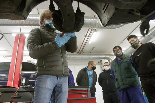 Aumenta la solicitud de plazas en la Escuela del Automóvil de Olloniego