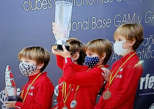 Lluvia de metales del Grupo en los Campeonatos de España